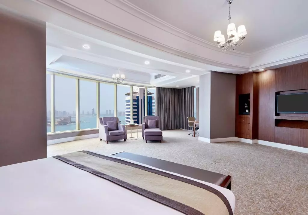 Best Plaza West Bay Hotel